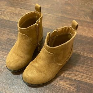 Toddler boots